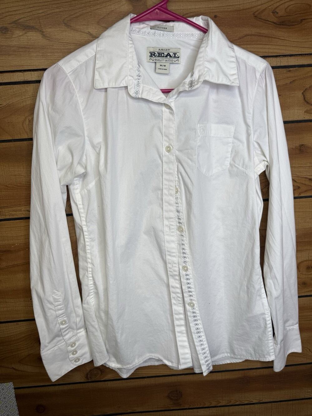 R.E.A.L Ariat Women’s White Button Up Fitted Shirt Size Medium